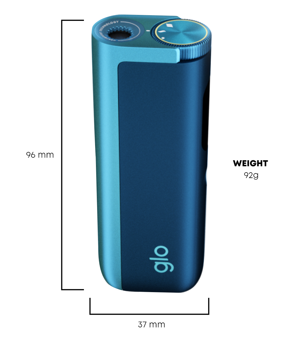 The proportions of our glo™ HYPER X2 tobacco heater (height 82mm, width 45mm and weight 75g)